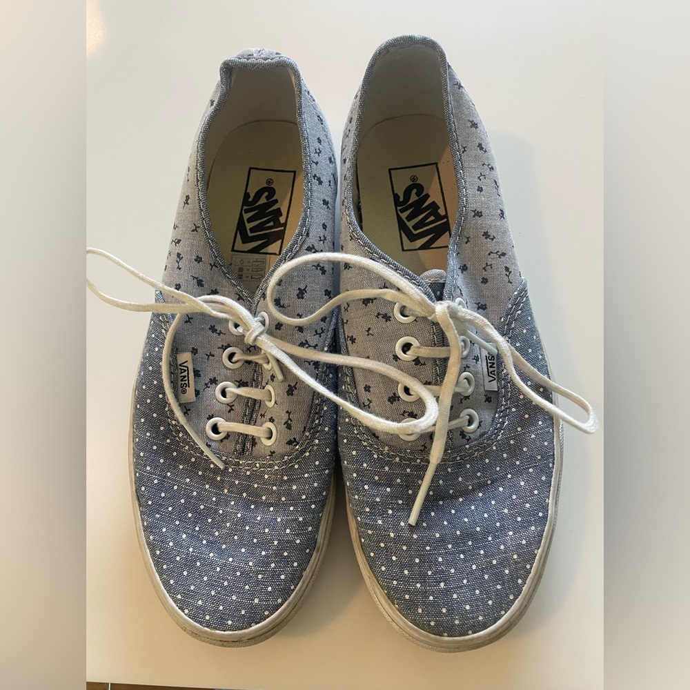 Vans Lace Up Shoes